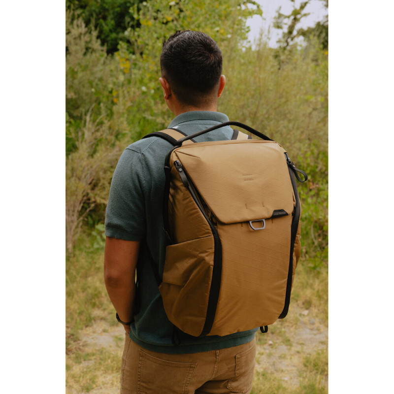 PEAK DESIGN EVERYDAYBACKPACK 30L V3 COYOTE