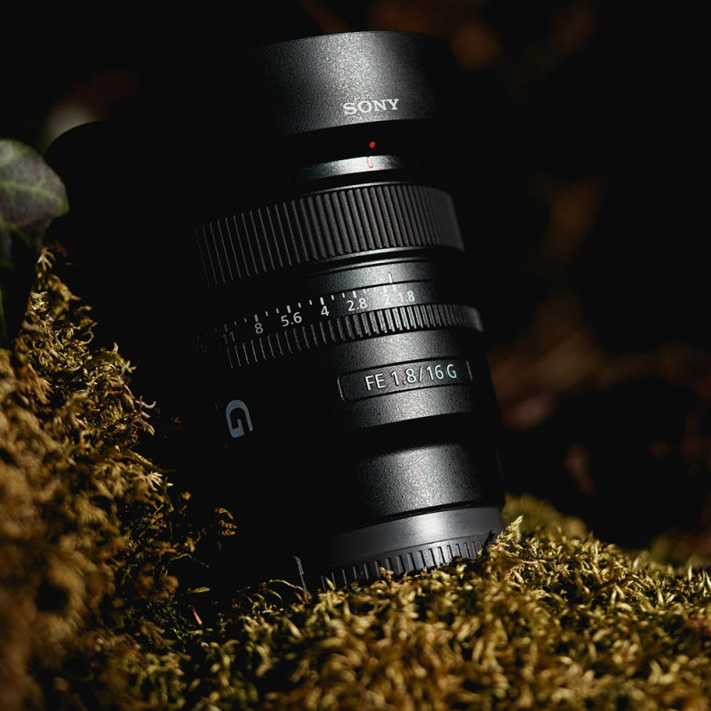 SONY FE 16 mm f/1,8  G