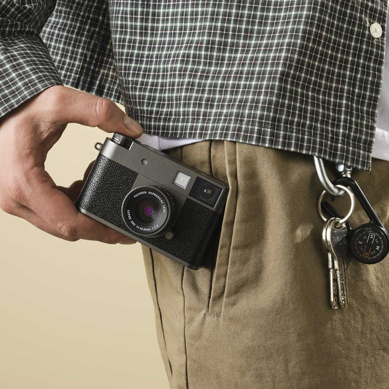 FUJIFILM X half Noir