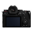 PANASONIC LUMIX DC-S5 II + L 20-60 mm f/3,5-5,6 S + L 85 mm f/1,8 + 2e batterie + Sandisk SD Extreme Pro 64GB
