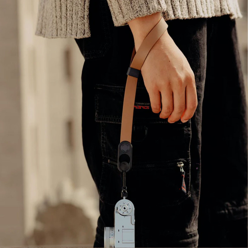 PEAK DESIGN CUFF LEATHER CAMERA STRAP WRIST TAN