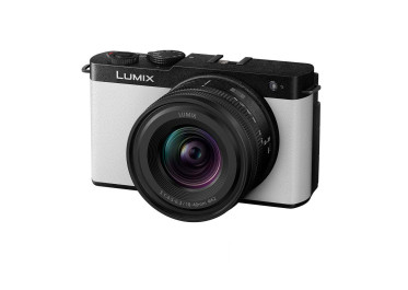 PANASONIC LUMIX DC-S9 Blanc + L 18-40 mm f/4,5-6,3