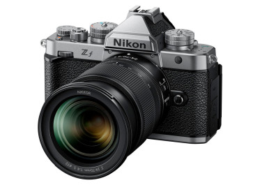 NIKON Zf Silver + Z 24-70 mm f/4 S