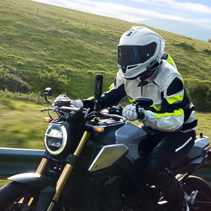 INSTA360 X5 MOTORCYCLE BUNDLE