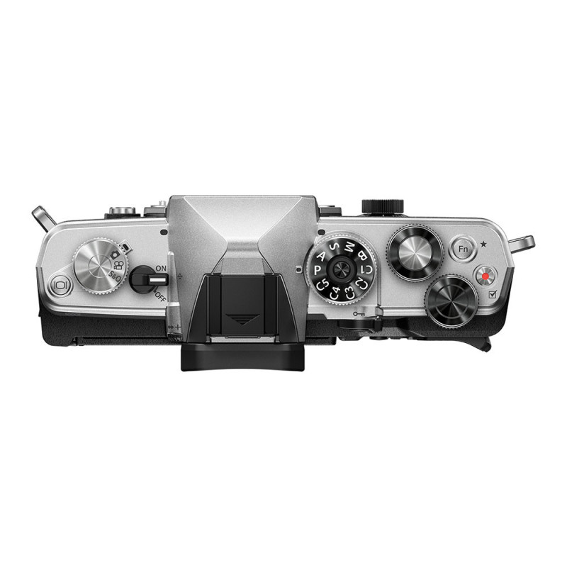 OM SYSTEM OM-3 Silver + Grip Leofoto