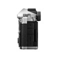 OM SYSTEM OM-3 Silver + Grip Leofoto