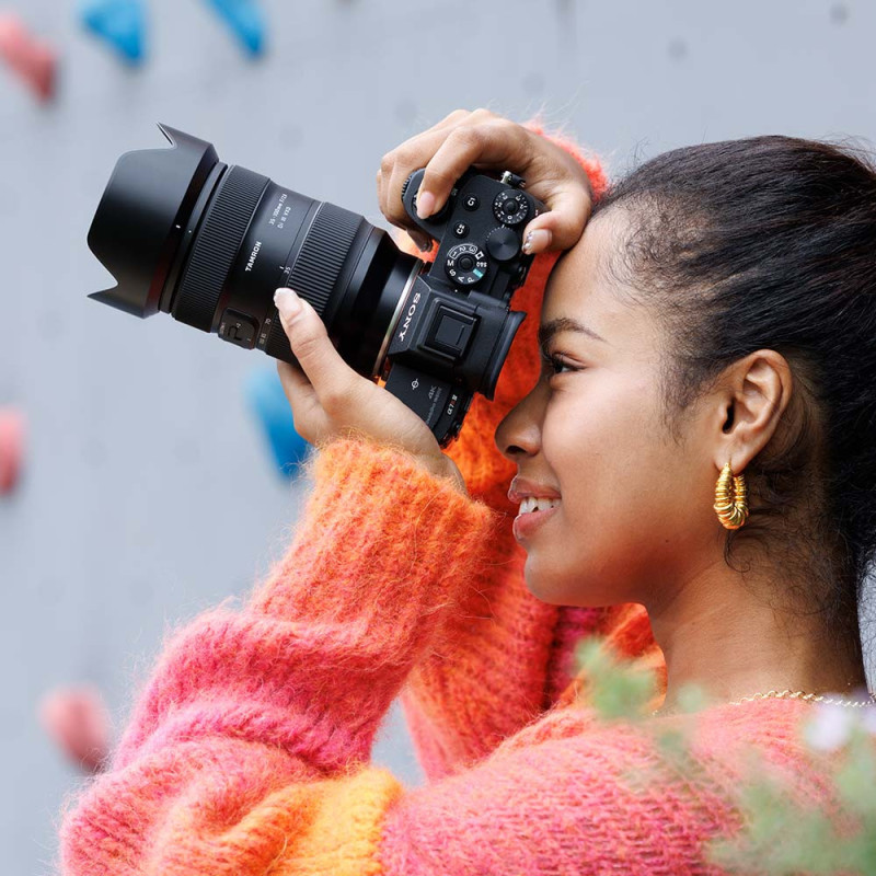 TAMRON-35-100-F2-8-DI-III-VXD-SONY-FE_A078_Objectif-Hybride