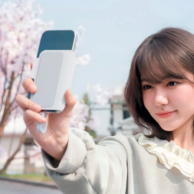 INSTA360 SNAP SELFIE SCREEN