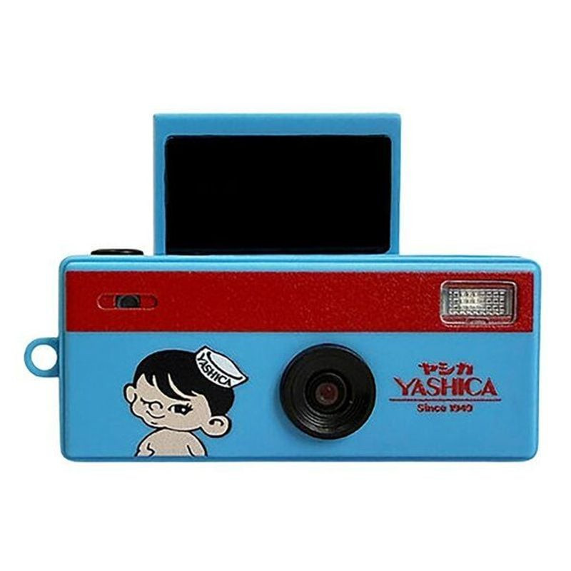 Packshot du YASHICA FUNSTATIC BOY ADVENTURE, mini caméra porte-clés au design rétro