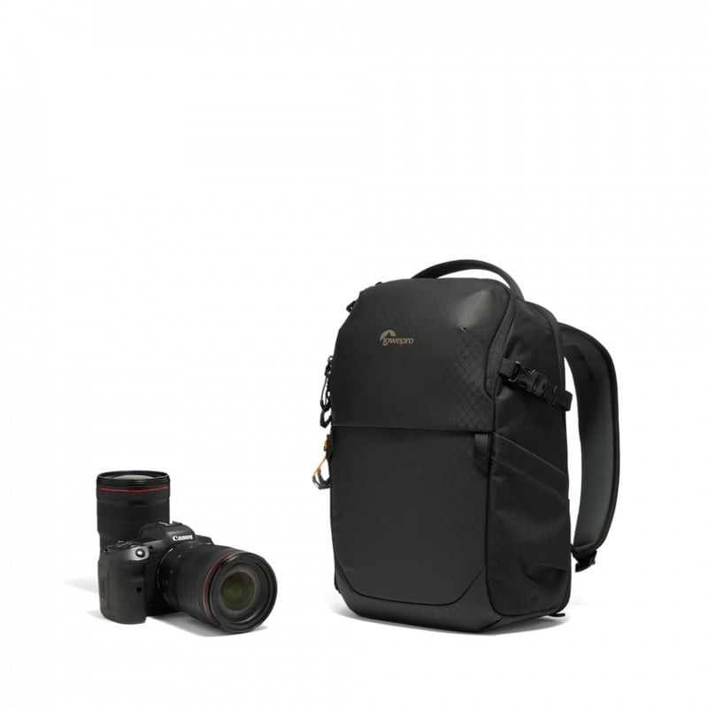 Vue latérale du sac 2010623 Lowepro Fastpack BP 150 AW IV, fermeture éclair ouverte, compartiment ph