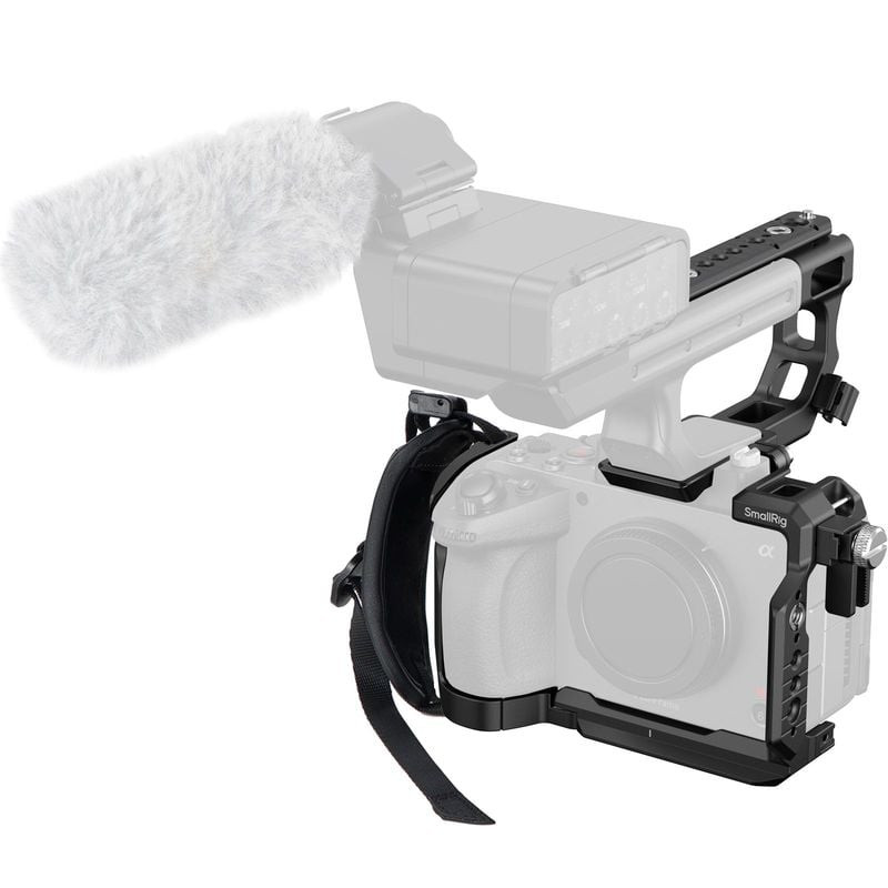 Vue latérale du kit cage HawkLock SmallRig pour Sony FX5 avec rail NATO et points de montage