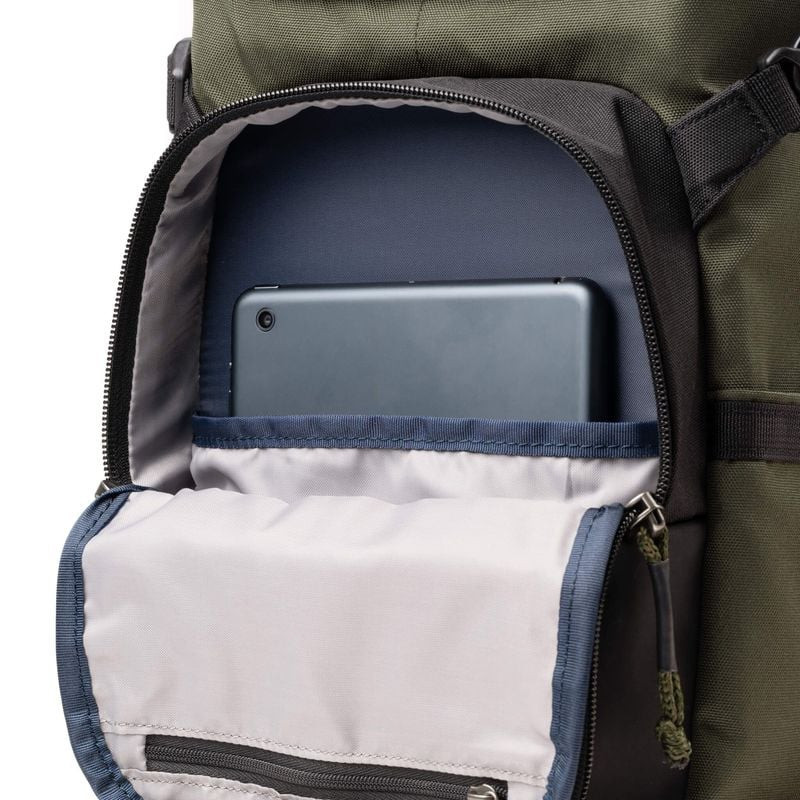 THINK TANK DARKLIGHT BACKPACK 14L MONTANE GREEN