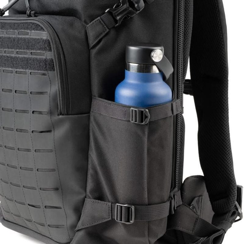 THINK TANK DARKLIGHT BACKPACK 20L BLACK