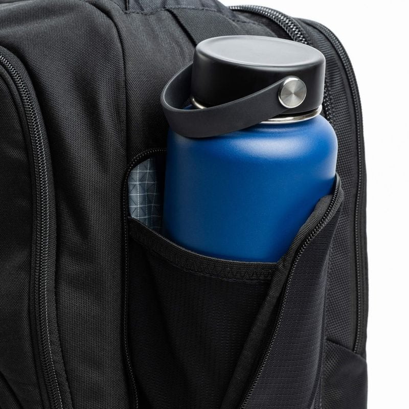 THINK TANK AIRPORT ESSENTIALS ROLLING BACKPACK