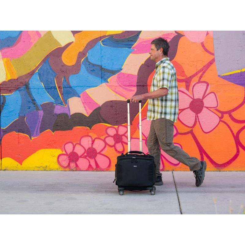 THINK TANK AIRPORT NAVIGATOR V2