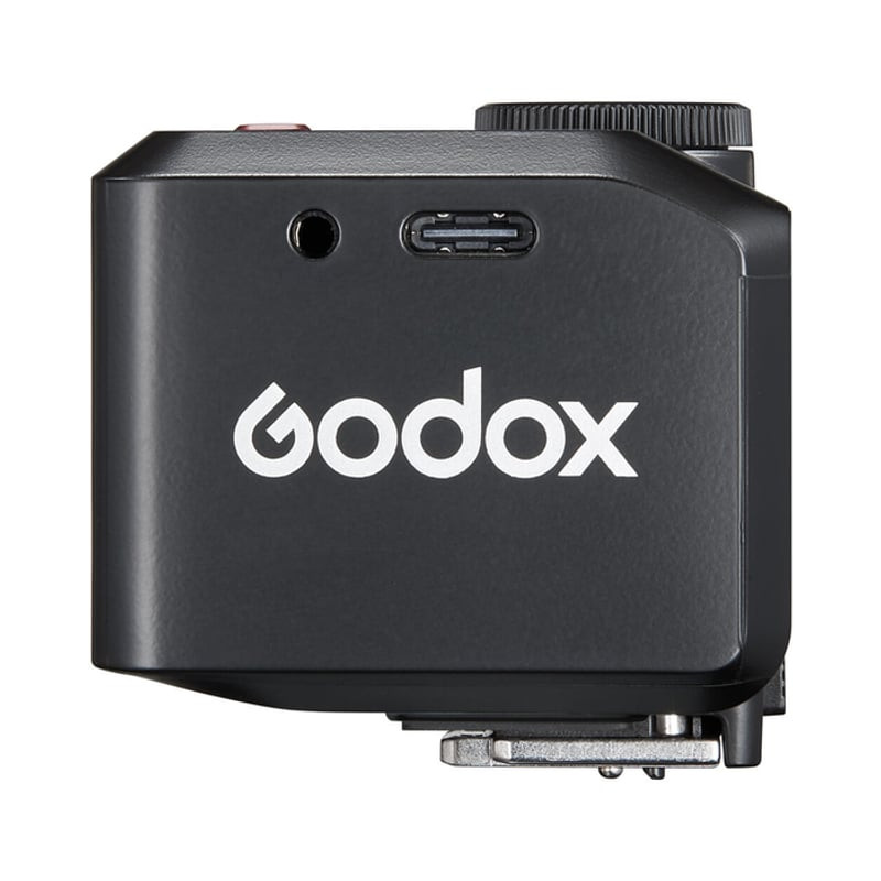Vue latérale du flash Godox iT30Pro O : port USB-C et griffe métallique.