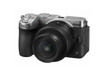 NIKON Z5IIC Silver + Z 24-50 mm f/4-6,3
