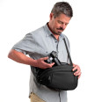 THINK TANK TURNSTYLE 8L ASPHALT BLACK