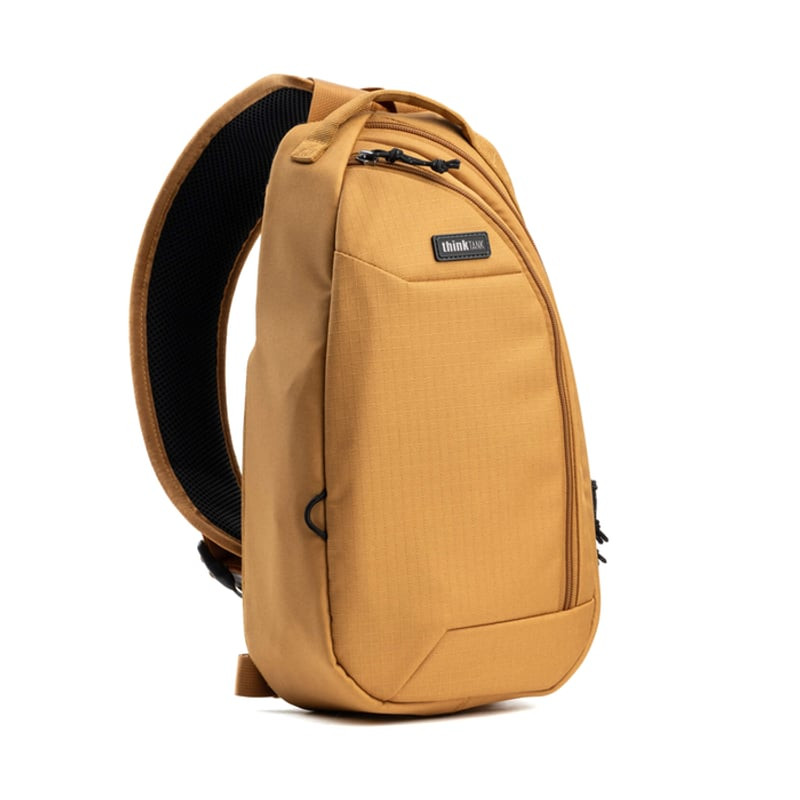 Packshot du sac photo THINK TANK TURNSTYLE 8L GOLDEN HOUR, vue de face