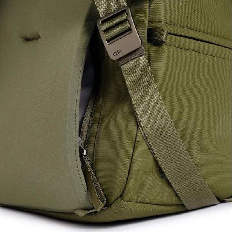 URTH ARKOSE 20L BACKPACK+CAMERA INSERT VERT
