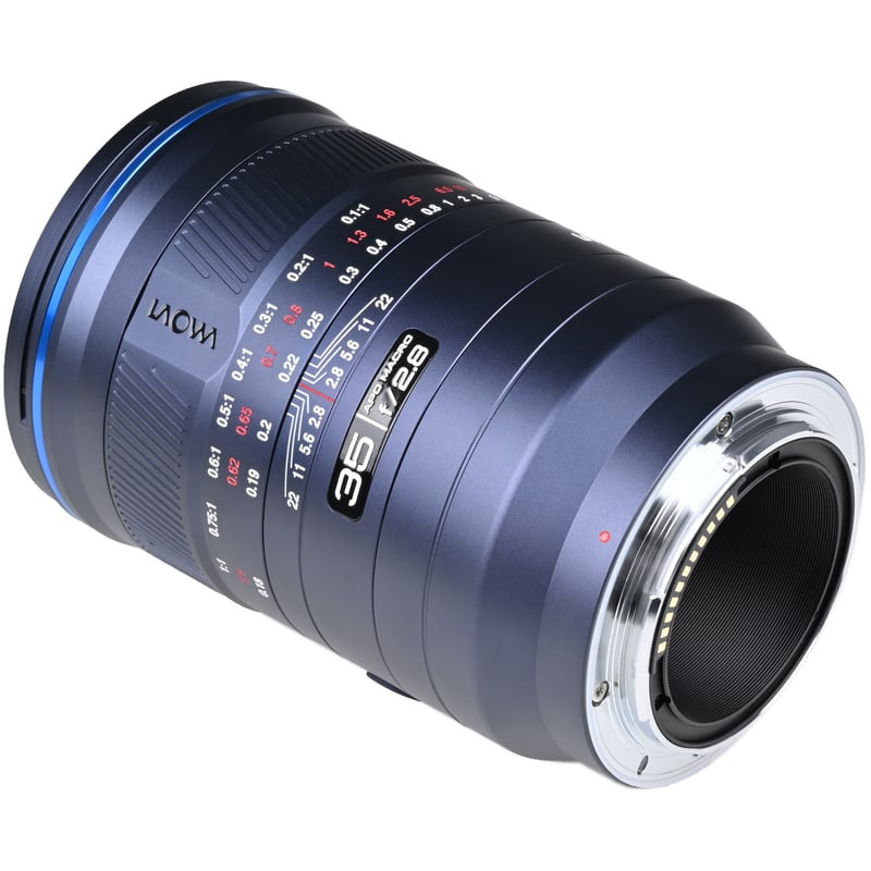 Packshot de l'objectif LAOWA 35/2.8 ACRIS MACRO APO 1X NIKON Z sur fond blanc
