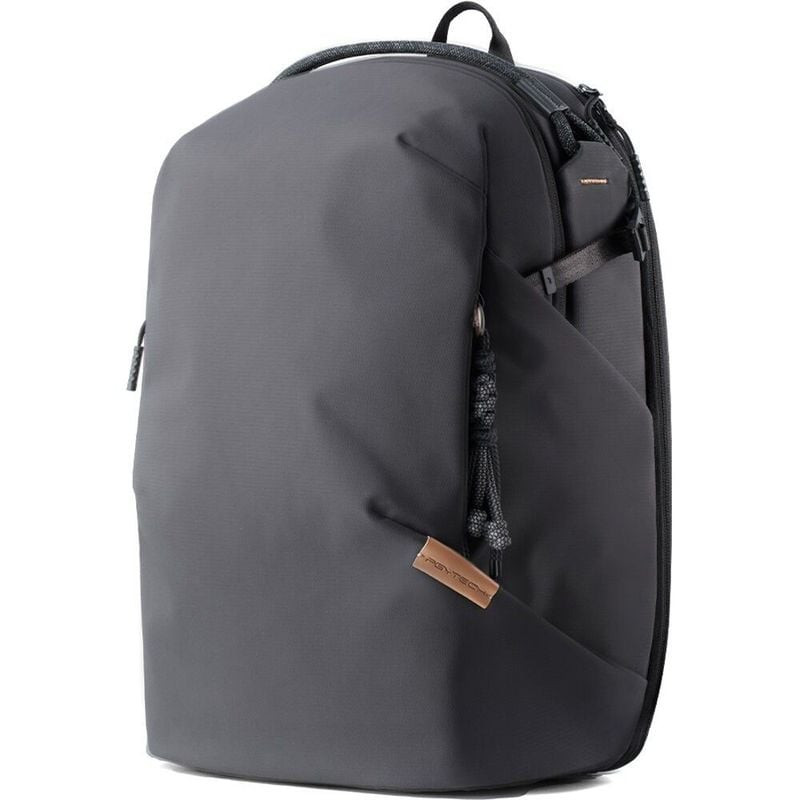 Packshot du PGYTECH SAC A DOS ONEGO LITE BACKPACK 16L, sac photo modulable sur fond blanc.