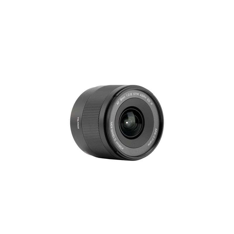 Packshot de l'objectif VILTROX AF 9 mm f/2,8 Air Sony E APS-C, ultra grand-angle APS-C