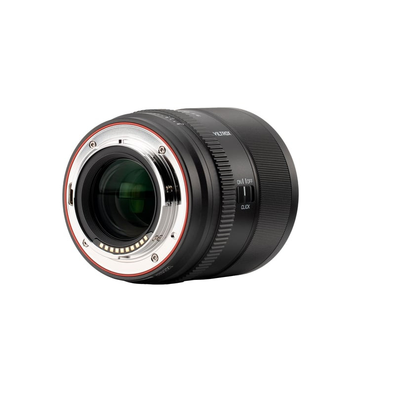 Vue arrière de l'objectif Viltrox AF 85mm f/2,0 EVO FE montrant la baïonnette en métal Sony E, les c