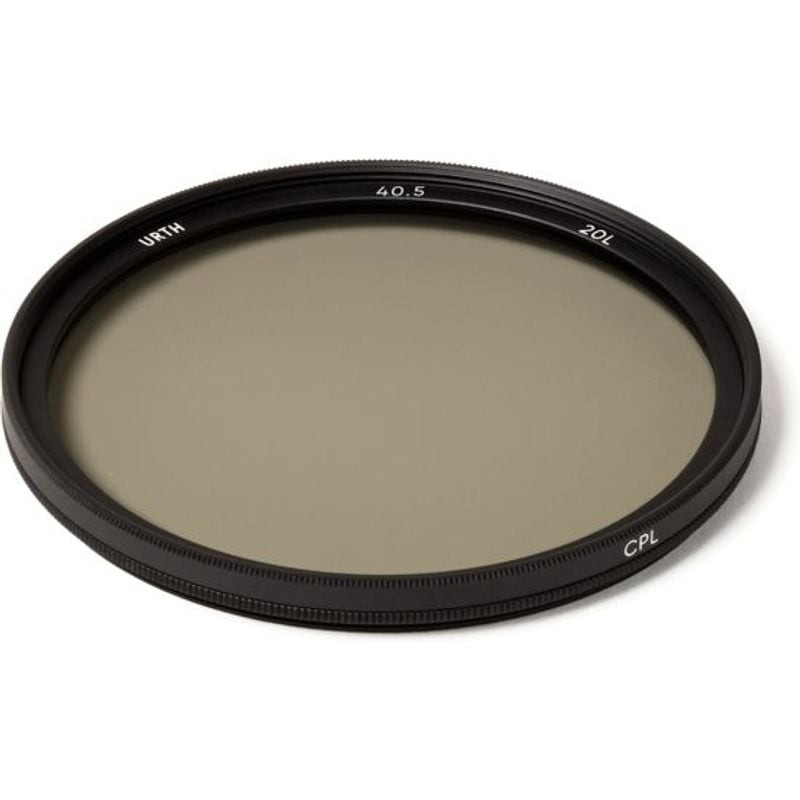 Filtre polarisant circulaire Urth CPL Plus+ 40,5 mm à monture fine noire avec inscriptions URTH, 40,