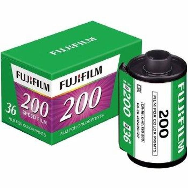 FUJIFILM FILM 200 135-36 POSES