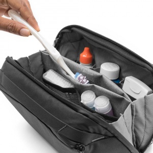 peak-design-travel-wash-pouch-2